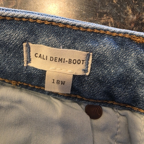 Madewell Blue Boot Cut Jeans - Picture 6 of 7